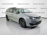 Photo of 2020 Ceramic Gray Clearcoat Chrysler Pacifica
