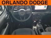 Thumbnail of 2025 Bright White Clearcoat Jeep Gladiator