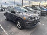 Thumbnail of 2018 Diamond Black Crystal Pearlcoat Jeep Compass