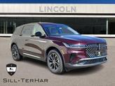 Photo of 2025 Diamond Red Lincoln Nautilus