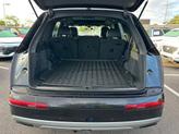 Thumbnail of 2017 Orca Black Metallic Audi Q7