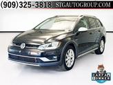 Photo of 2019 Deep Black Pearl Volkswagen Golf Alltrack