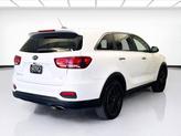 Thumbnail of 2020 Snow White Pearl Kia Sorento