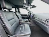 Thumbnail of 2019 Diamond Black Crystal Pearlcoat Jeep Grand Cherokee