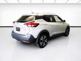 Thumbnail of 2020 Brilliant Silver Metallic Nissan Kicks