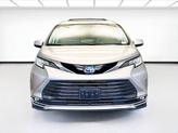 Thumbnail of 2021 Celestial Silver Metallic Toyota Sienna