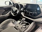 Thumbnail of 2022 Celestial Silver Metallic Toyota Highlander Hybrid