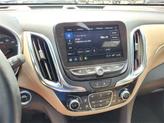 Thumbnail of 2024 Iridescent Pearl Tricoat Chevrolet Equinox