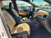 Thumbnail of 2024 Iridescent Pearl Tricoat Chevrolet Equinox