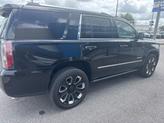 Thumbnail of 2019 Onyx Black GMC Yukon
