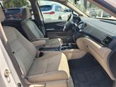 Thumbnail of 2020 White Honda Pilot