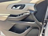 Thumbnail of 2023 Summit White Chevrolet Traverse
