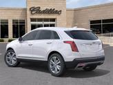 Thumbnail of 2025 Crystal White Tricoat Cadillac XT5