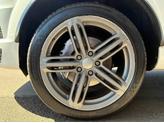 Thumbnail of 2014 White Audi Q7