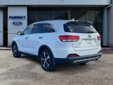 Thumbnail of 2016 Snow White Pearl Kia Sorento
