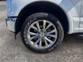 Thumbnail of 2017 White Platinum Tri-Coat Metallic Ford F-150
