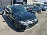 Thumbnail of 2017 Labrador Black Pearl Mitsubishi Outlander