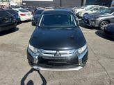 Thumbnail of 2017 Labrador Black Pearl Mitsubishi Outlander