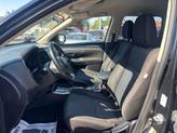 Thumbnail of 2017 Labrador Black Pearl Mitsubishi Outlander