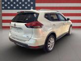 Thumbnail of 2018 White Nissan Rogue