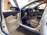 Thumbnail of 2018 White Nissan Rogue