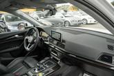 Thumbnail of 2019 Glacier White Metallic Audi Q5