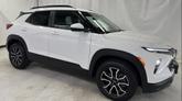 Thumbnail of 2024 Summit White Chevrolet Trailblazer