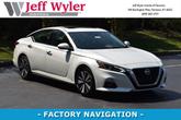 Photo of 2020 Pearl White Tricoat Nissan Altima
