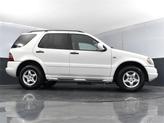 Thumbnail of 2000 Polar White Mercedes-Benz M-Class