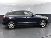 Thumbnail of 2011 Deep Sea Blue Pearl Effect Audi Q5