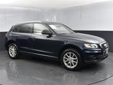 Photo of 2011 Deep Sea Blue Pearl Effect Audi Q5