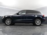 Thumbnail of 2011 Deep Sea Blue Pearl Effect Audi Q5