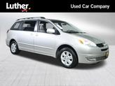Photo of 2004 Silver Shadow Pearl Toyota Sienna