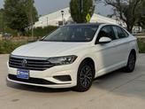 Thumbnail of 2019 Pure White Volkswagen Jetta