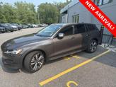 Photo of 2024 Platinum Gray Metallic Volvo V60 Cross Country