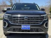 Thumbnail of 2025 Deep Black Pearl Volkswagen Atlas