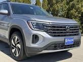 Thumbnail of 2025 Silver Mist Metallic Volkswagen Atlas