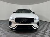 Thumbnail of 2026 Crystal White Metallic Volvo XC60