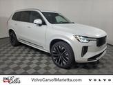 Photo of 2025 Crystal White Volvo XC90 Plug-In Hybrid