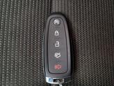 Thumbnail of 2018 White Ford Taurus