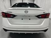 Thumbnail of 2024 Pearl White Tricoat Nissan Altima
