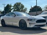 Thumbnail of 2020 Oxford White Ford Mustang