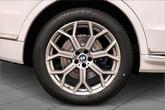 Thumbnail of 2022 Mineral White Metallic BMW X7