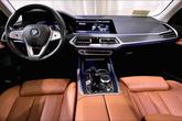 Thumbnail of 2022 Mineral White Metallic BMW X7