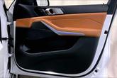 Thumbnail of 2022 Mineral White Metallic BMW X7
