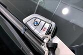 Thumbnail of 2022 Mineral White Metallic BMW X7