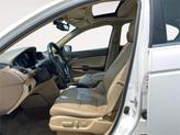 Thumbnail of 2009 Taffeta White Honda Accord