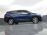 Thumbnail of 2018 Obsidian Blue Pearl Honda Pilot