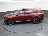 Thumbnail of 2023 Red Kia Telluride