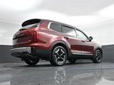 Thumbnail of 2023 Red Kia Telluride